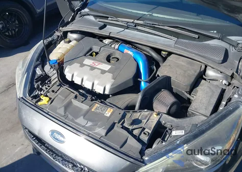 2016 Ford Focus St z USA, uszkodzony, nr VIN 1FADP3L93GL372598